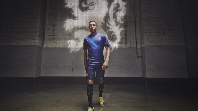 巴萨防线惨败，西甲劲旅面临保级压力，4个月有望减11分差距 巴萨正上演西甲史上最大逆转