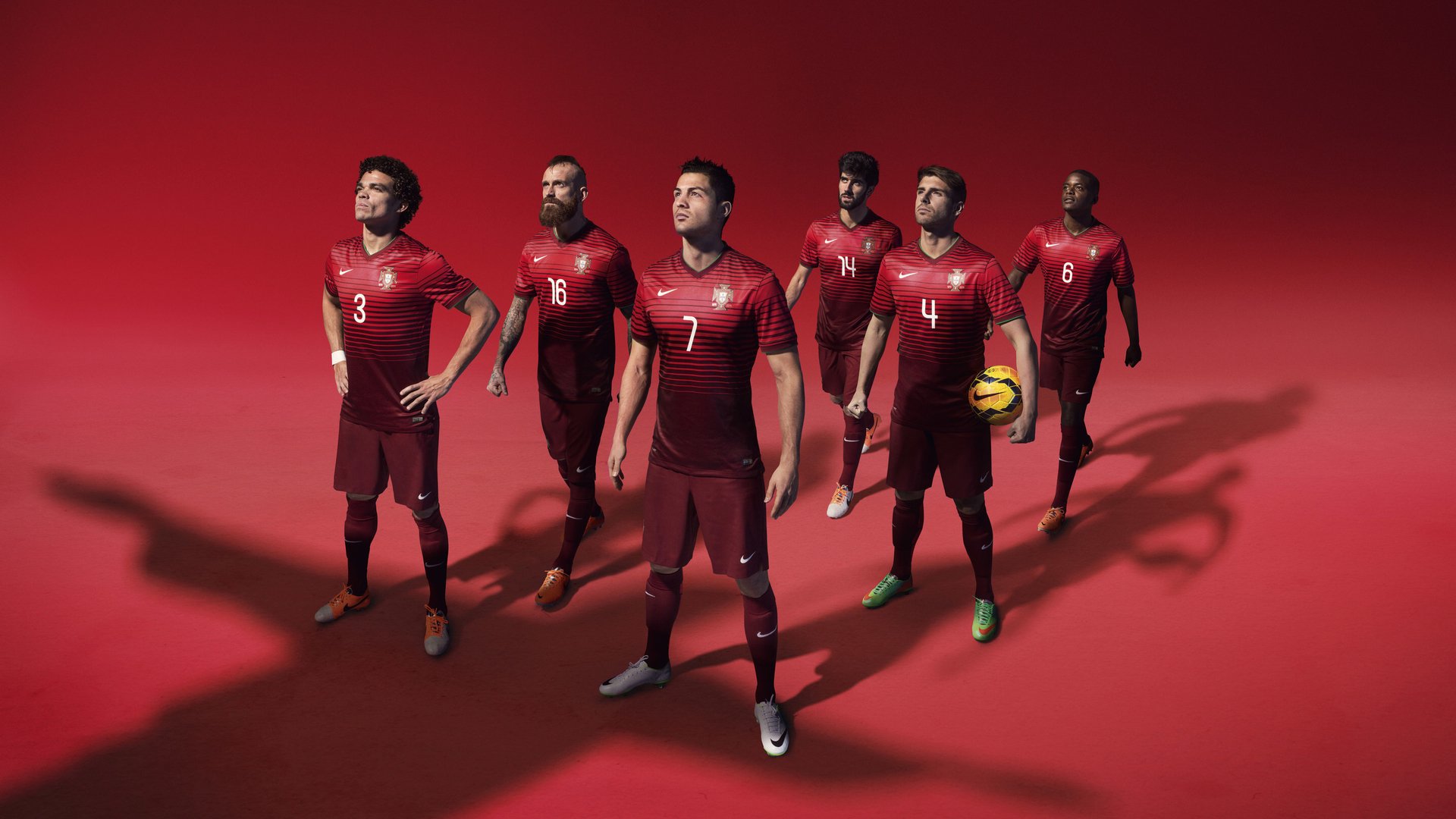 格拉纳达主场大胜，守住前进动力，格拉纳达vs